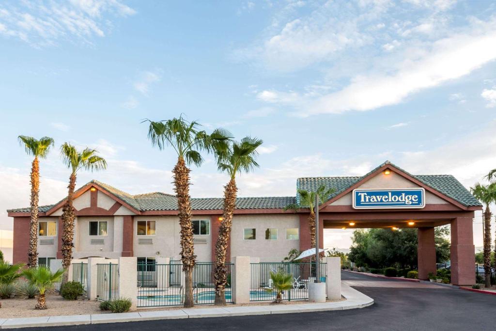 Travelodge by Wyndham Phoenix Main image 1